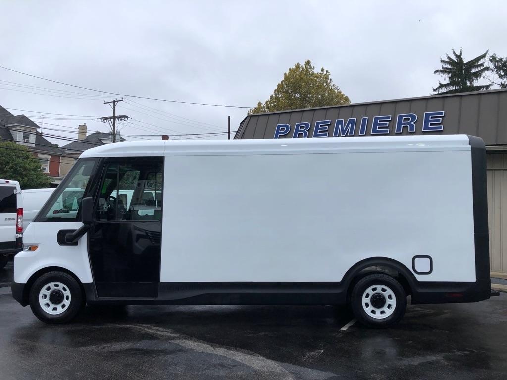 2024 BrightDrop  Zevo  WHITE at Premiere Auto Sales