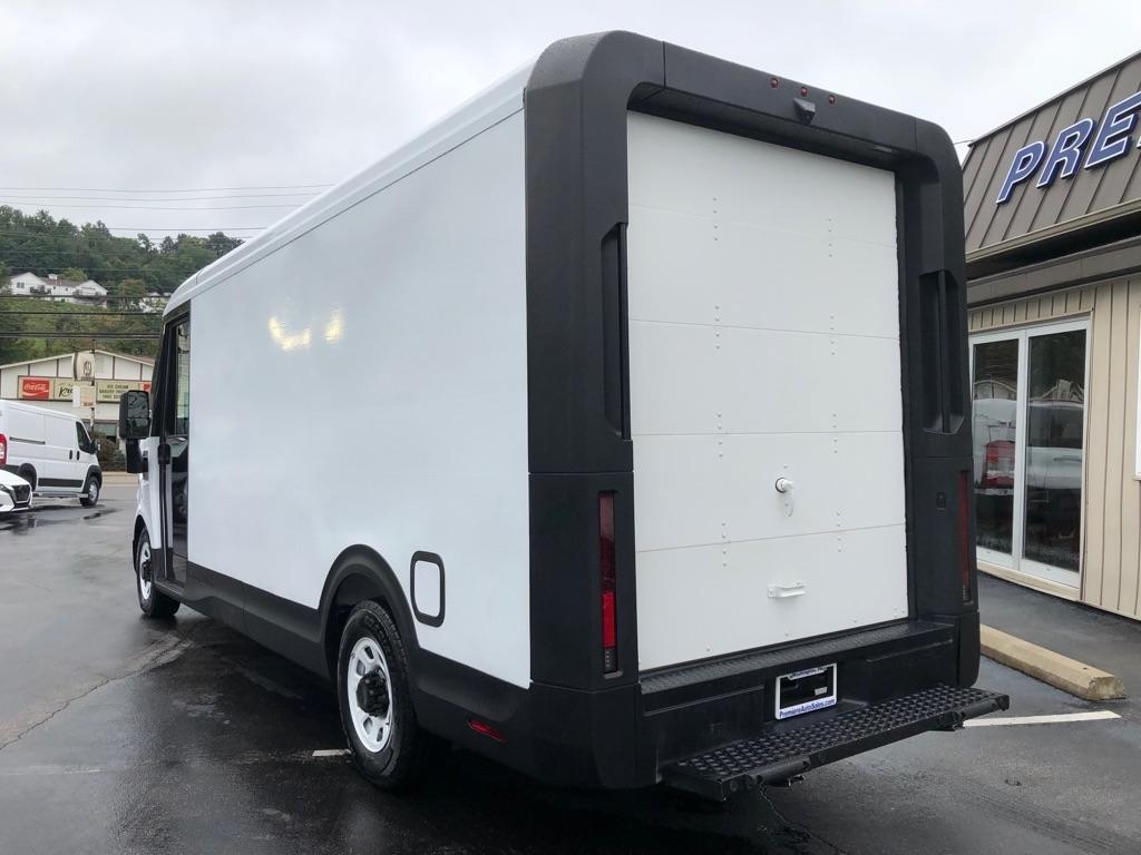 2024 BrightDrop  Zevo  WHITE at Premiere Auto Sales