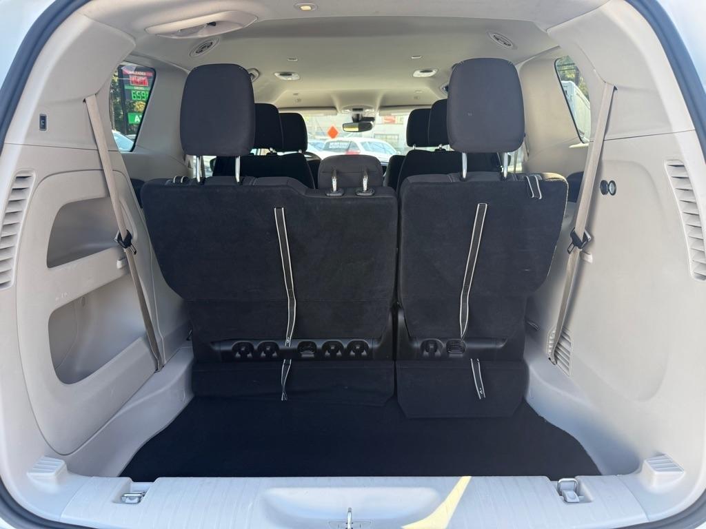 2023 Chrysler Voyager photo 20 of 33