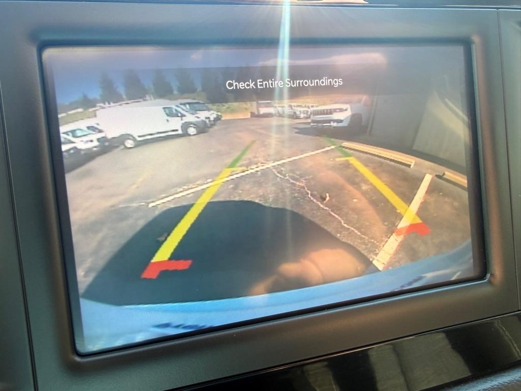 2023 Chrysler Voyager photo 27 of 33
