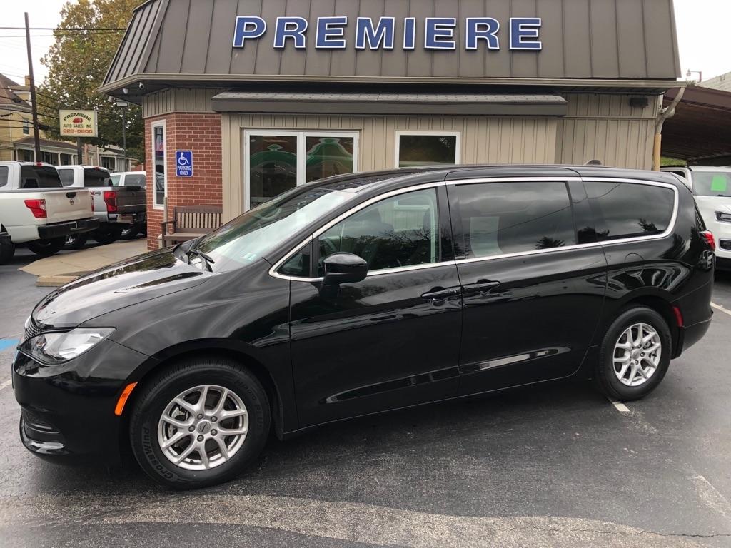 2024 Chrysler Voyager photo 2 of 40