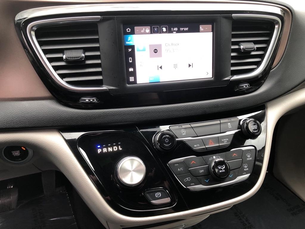2024 Chrysler Voyager photo 29 of 40