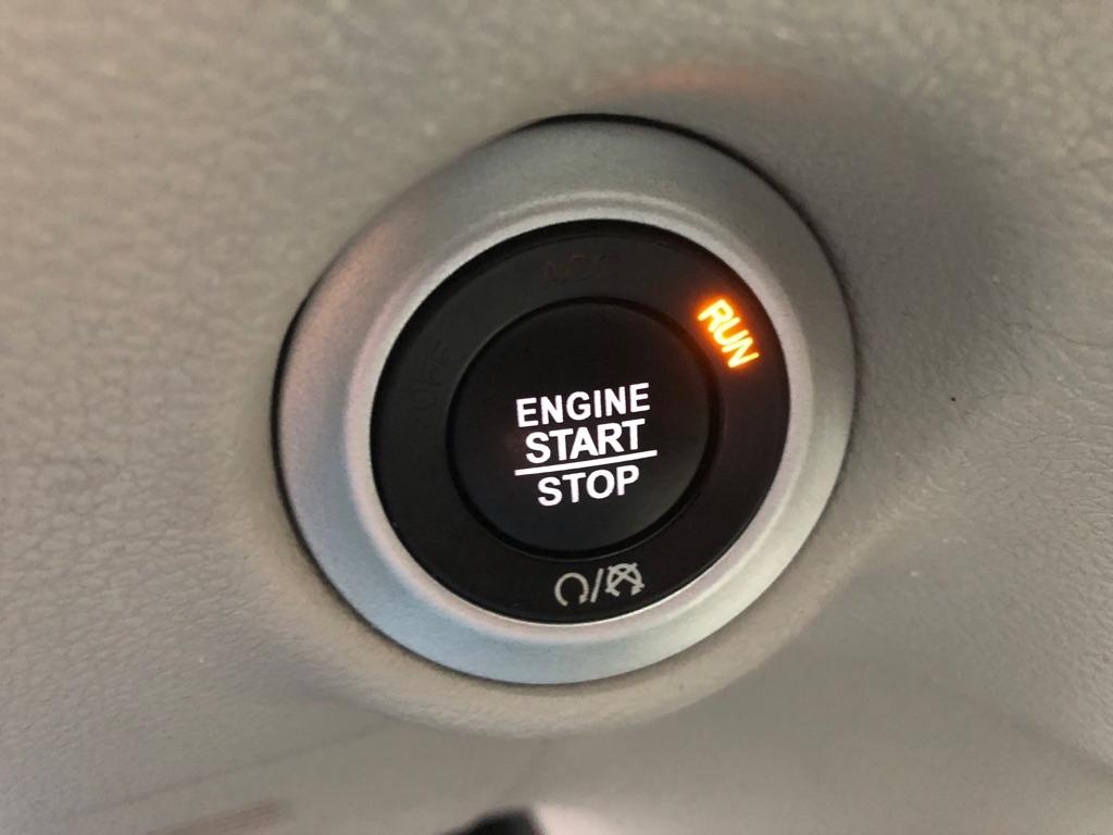 2024 Chrysler Voyager photo 32 of 40