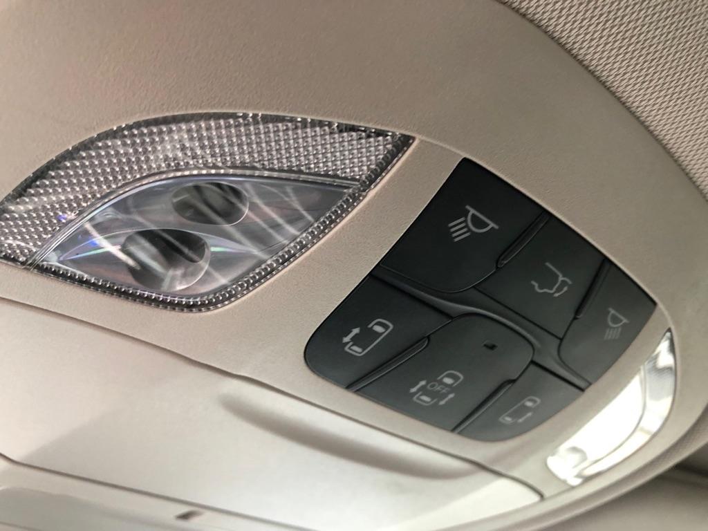 2024 Chrysler Voyager photo 33 of 40