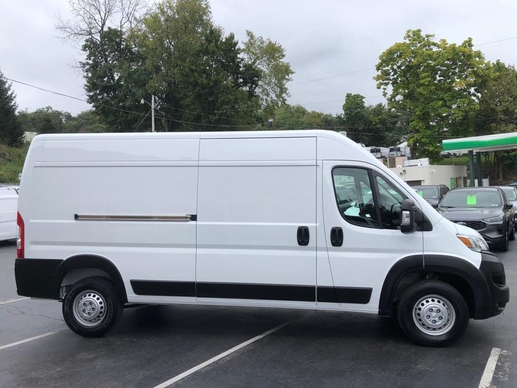 2026 RAM Promaster photo 7 of 37