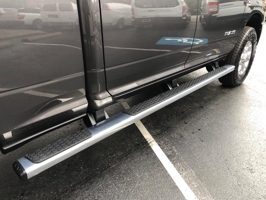 2024 RAM 2500 photo 17 of 47