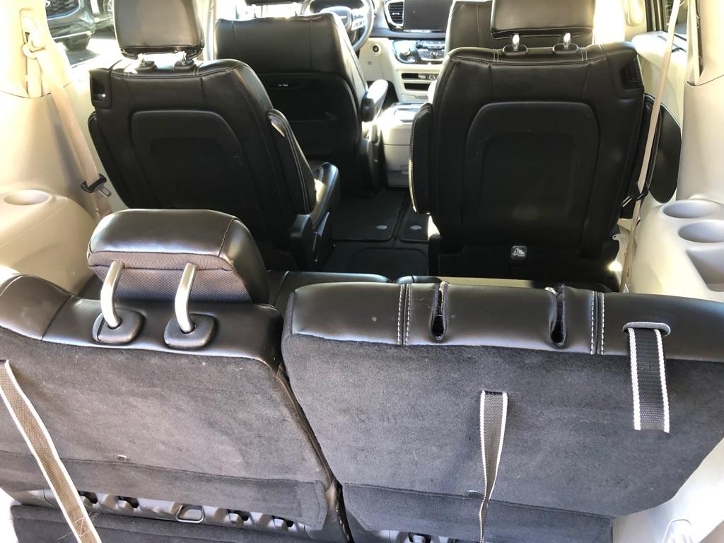 2024 Chrysler Pacifica photo 24 of 42