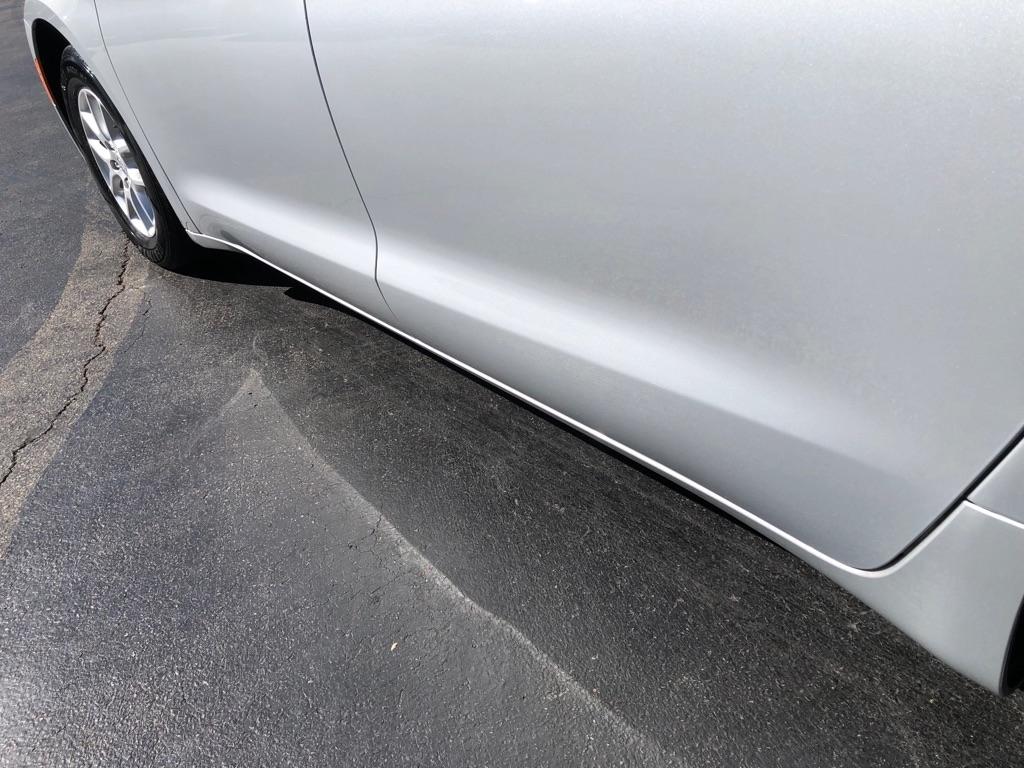 2023 Chrysler Voyager photo 14 of 42