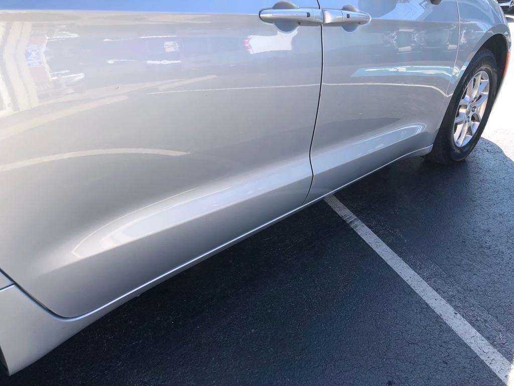 2023 Chrysler Voyager photo 15 of 42