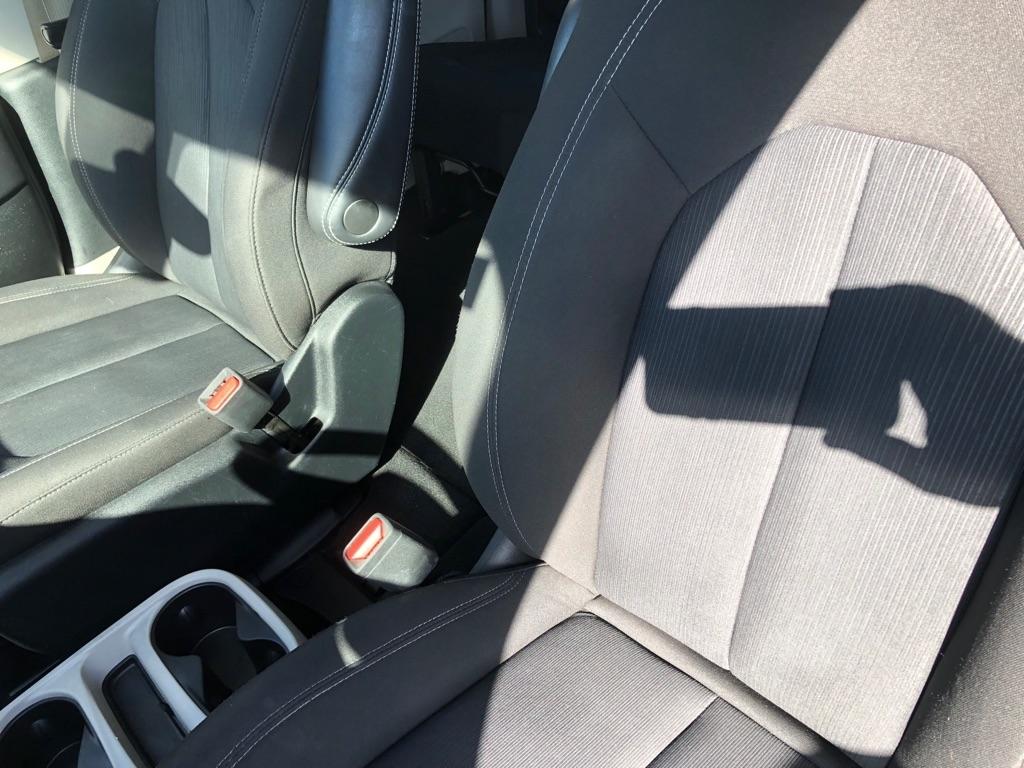 2023 Chrysler Voyager photo 19 of 42
