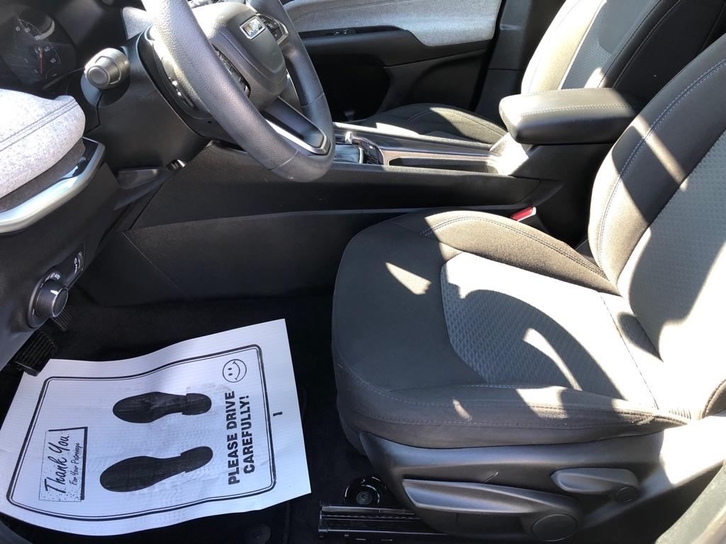 2023 Jeep Compass photo 19 of 40