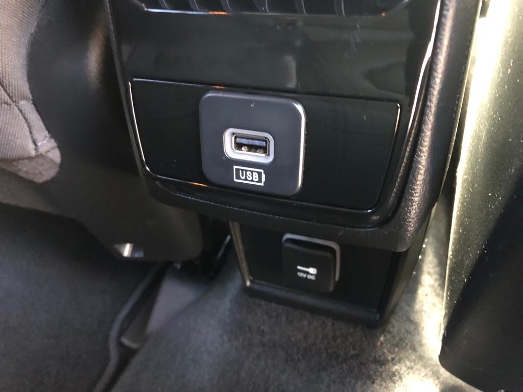 2023 Jeep Compass photo 24 of 40