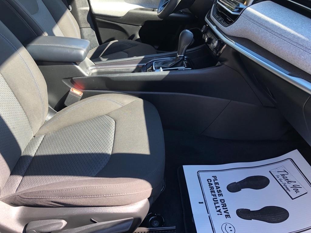 2023 Jeep Compass photo 25 of 40