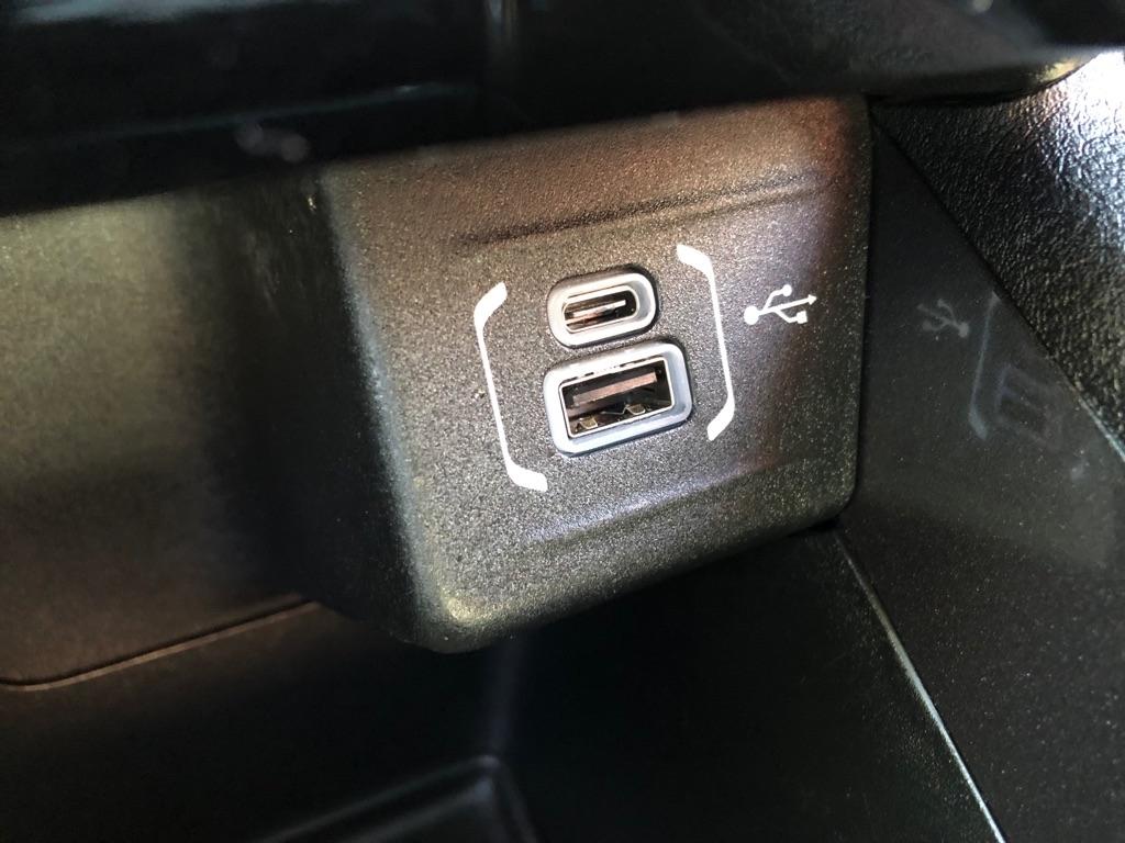 2023 Jeep Compass photo 29 of 40
