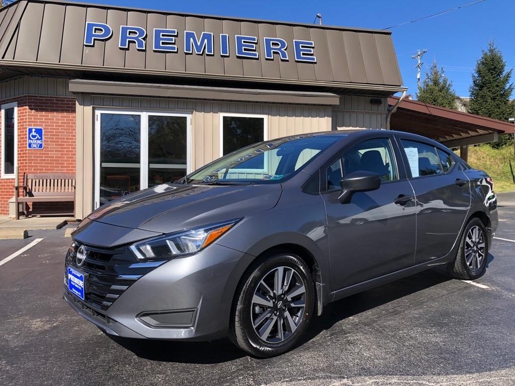 2024 Nissan Versa photo 10 of 37
