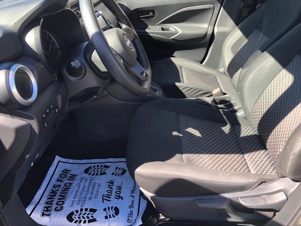 2024 Nissan Versa photo 18 of 37