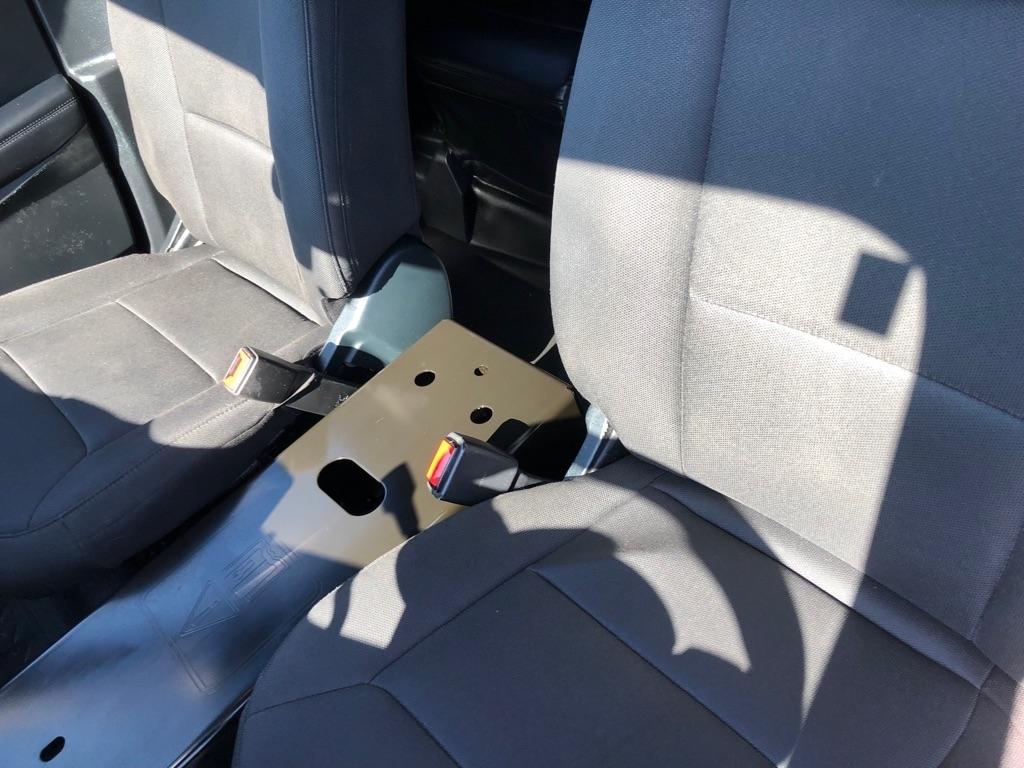 2021 Ford Explorer photo 19 of 36