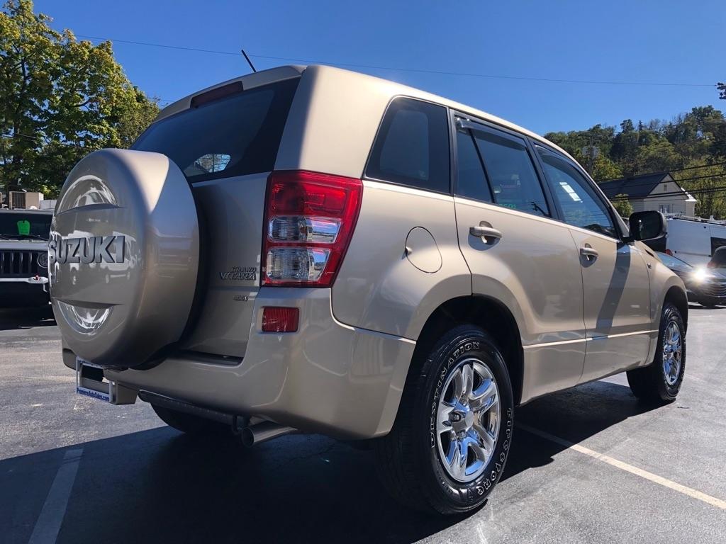 2007 Suzuki Grand Vitara photo 6 of 43