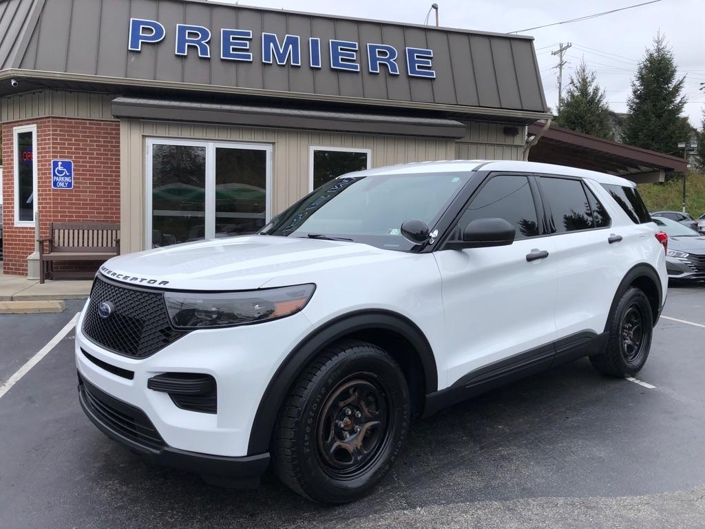 2021 Ford Explorer photo 10 of 36