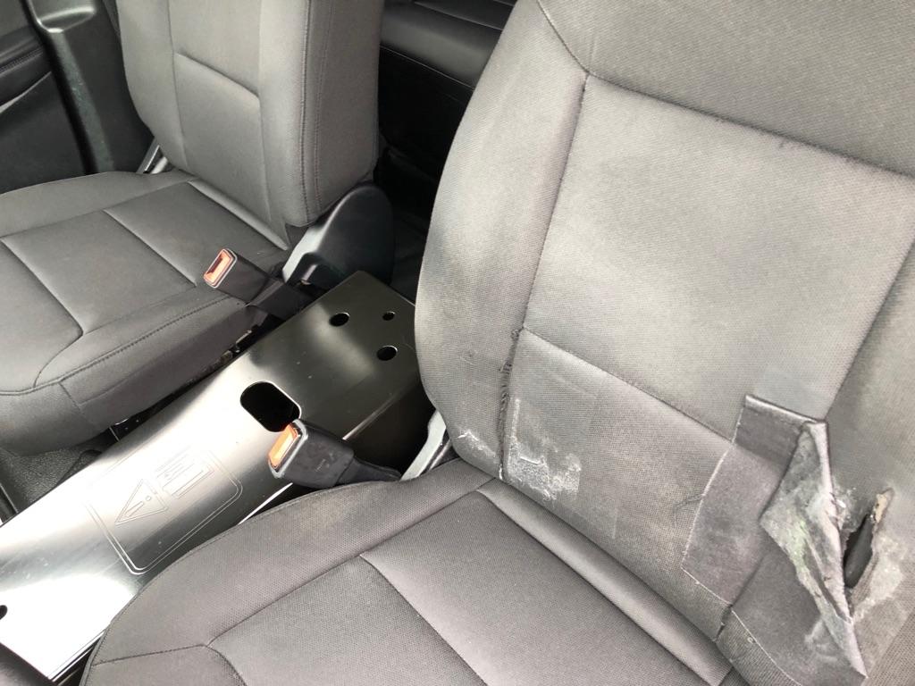 2021 Ford Explorer photo 20 of 36
