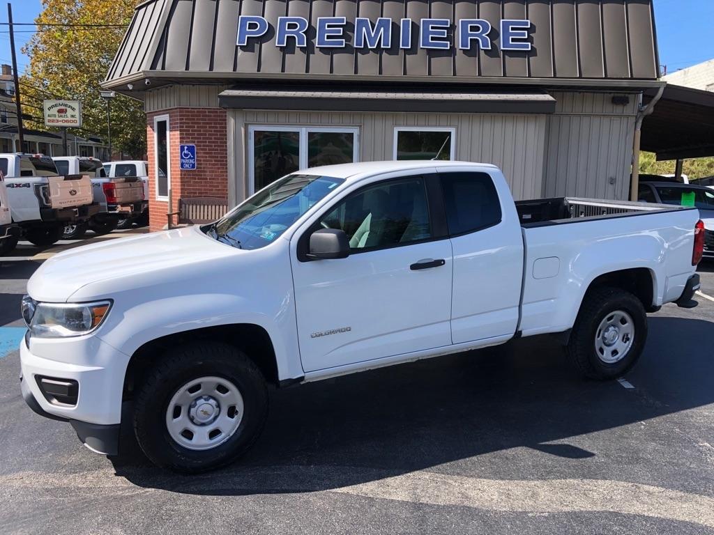 2020 Chevrolet Colorado photo 2 of 34
