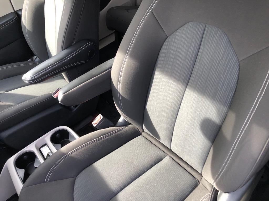 2023 Chrysler Voyager photo 19 of 42
