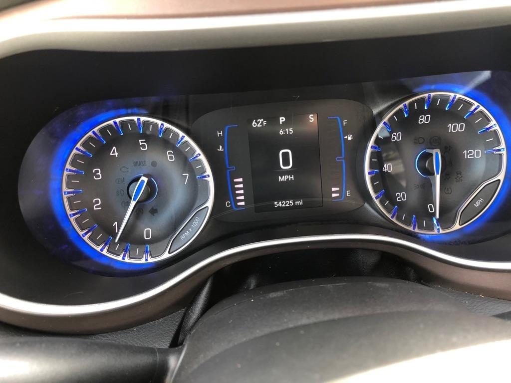 2023 Chrysler Voyager photo 39 of 42