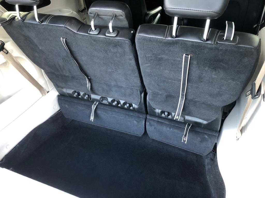 2024 Chrysler Pacifica photo 23 of 42