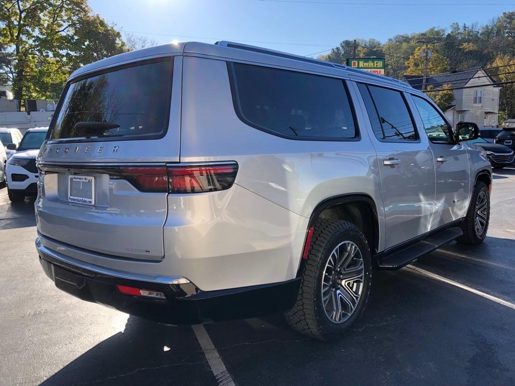 2024 Jeep Wagoneer L photo 5 of 43