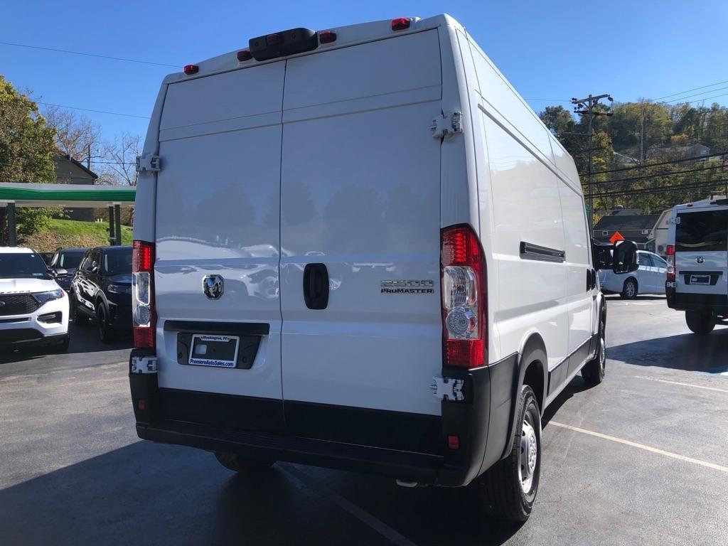 2023 RAM Promaster photo 5 of 31