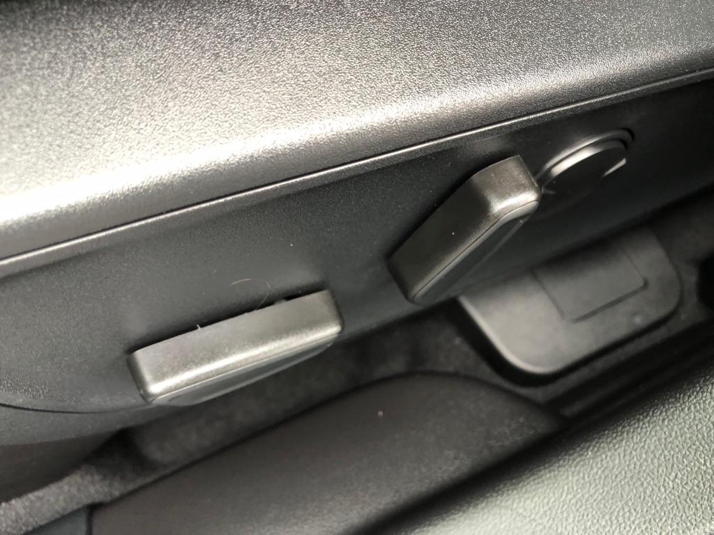 2025 Ford Escape photo 21 of 38