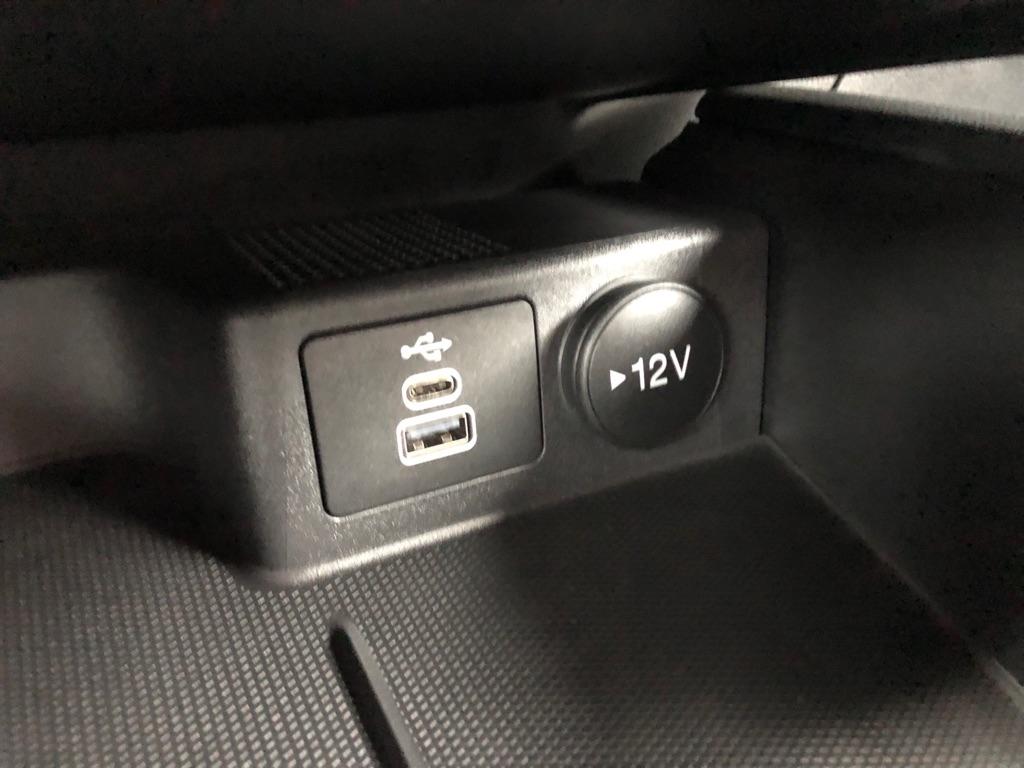 2025 Ford Escape photo 30 of 38