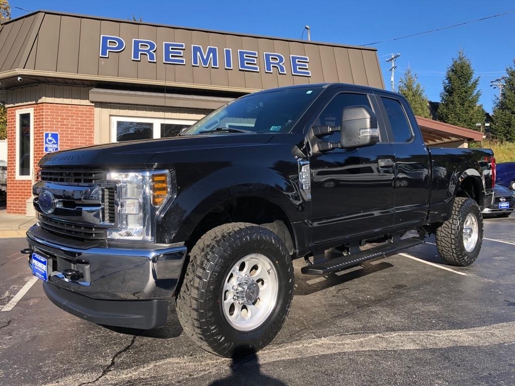 2019 Ford F-250 SD photo 10 of 37