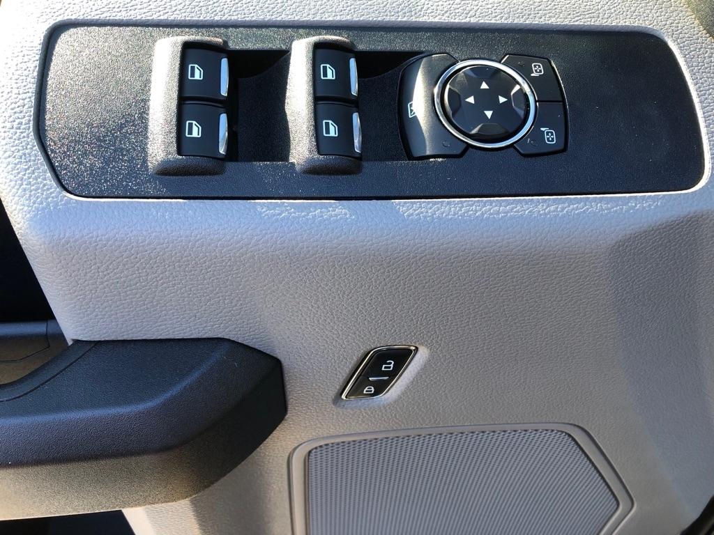 2019 Ford F-250 SD photo 21 of 37