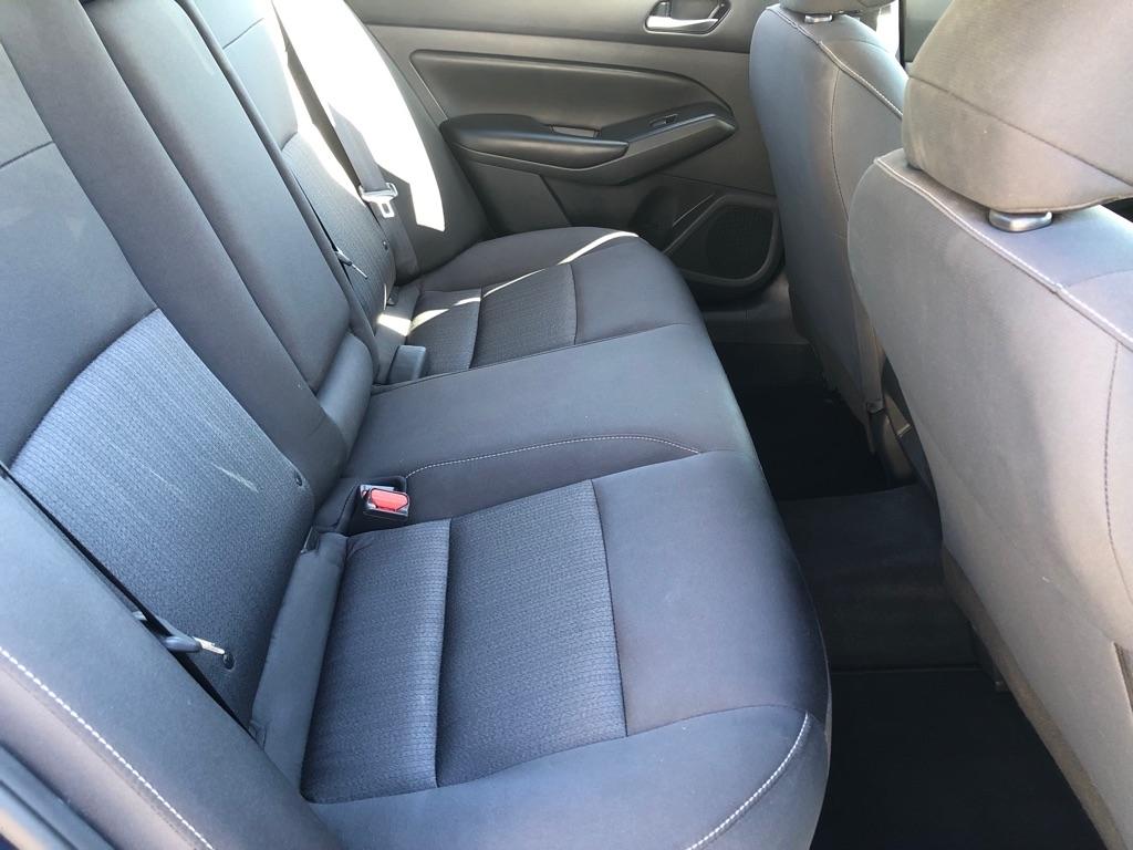 2022 Nissan Altima photo 22 of 36