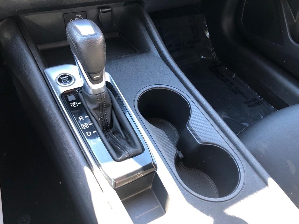2022 Nissan Altima photo 25 of 36
