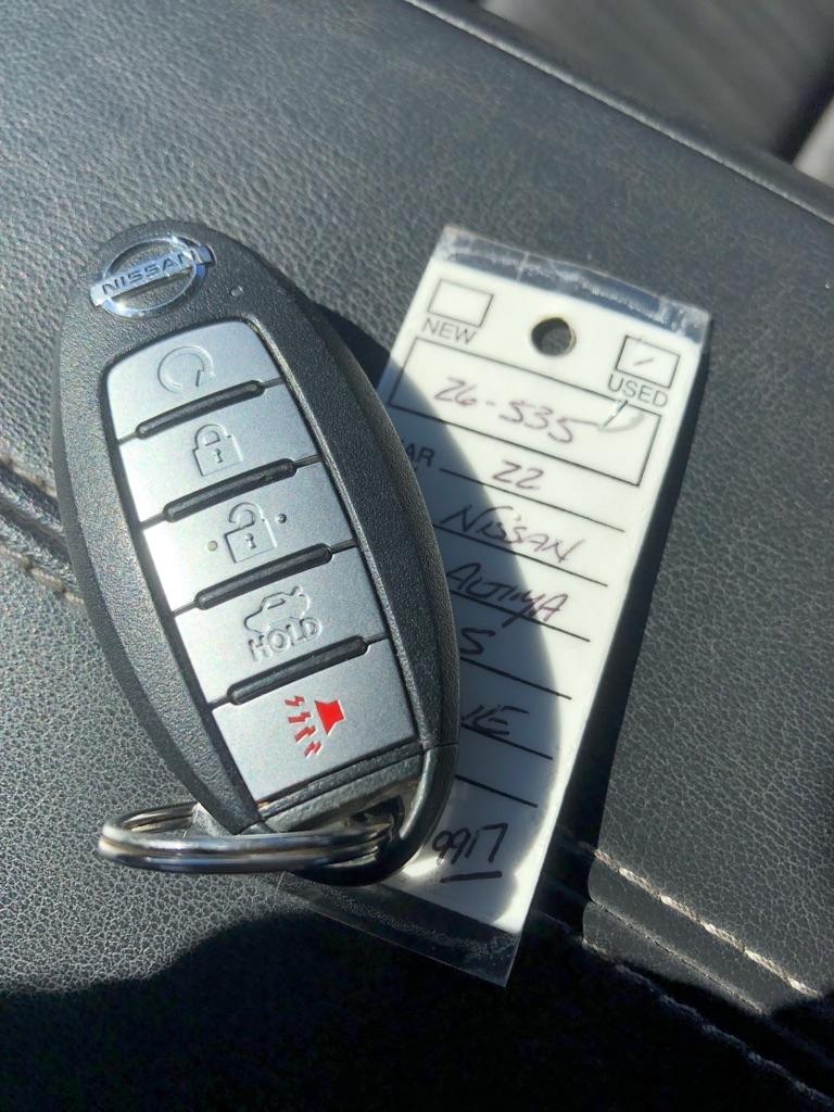 2022 Nissan Altima photo 34 of 36