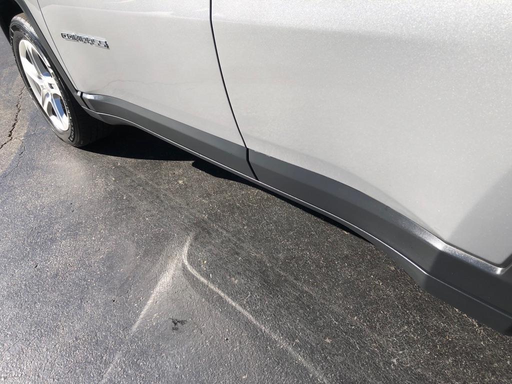 2023 Jeep Compass photo 14 of 38