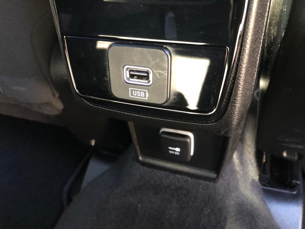 2023 Jeep Compass photo 23 of 37