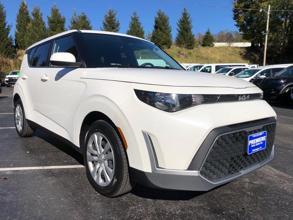 2024 Kia Soul photo 8 of 35