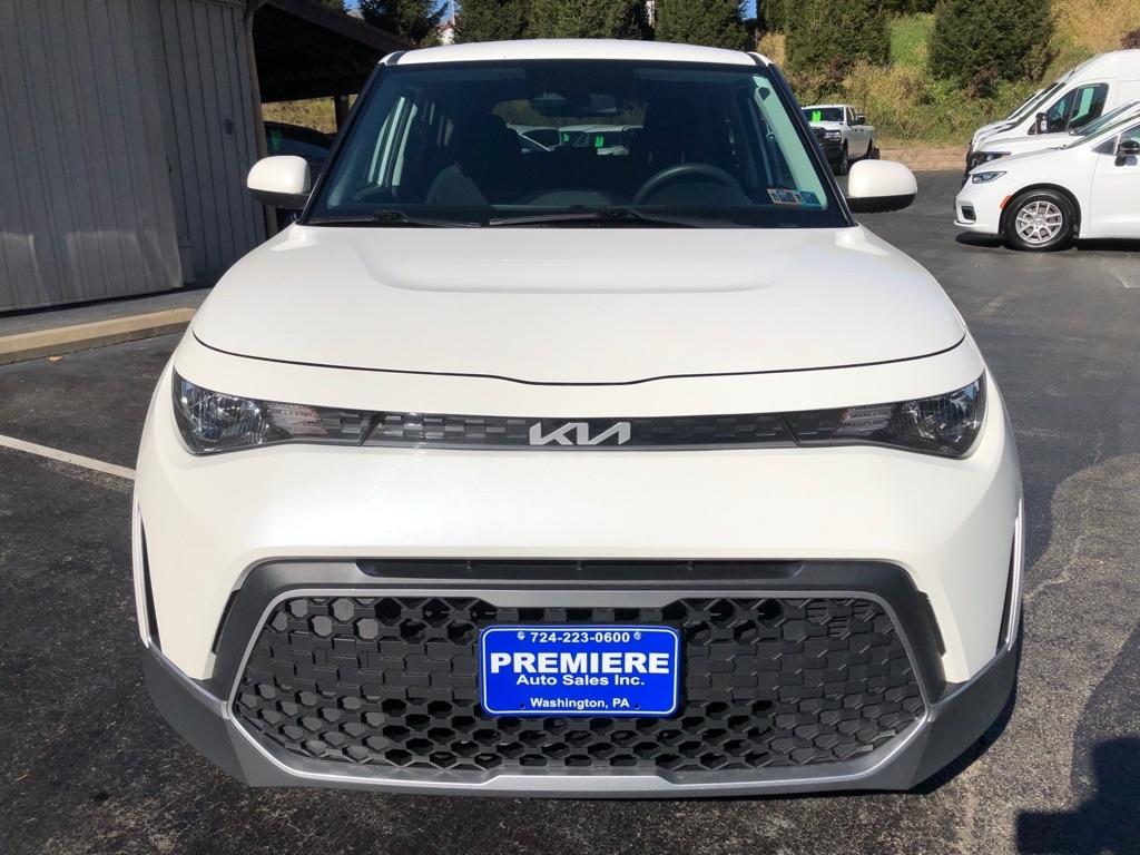 2024 Kia Soul photo 9 of 35