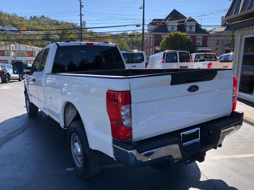 2020 Ford F-250 SD photo 4 of 39
