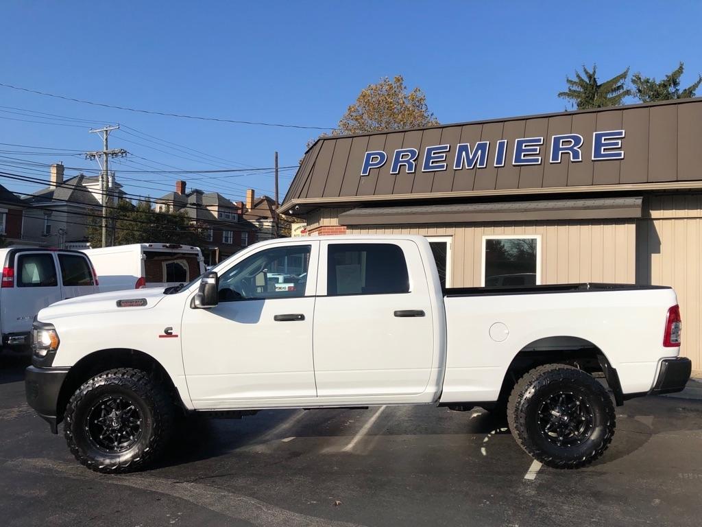 2023 RAM 2500 photo 2 of 41