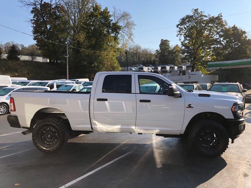 2023 RAM 2500 photo 6 of 41