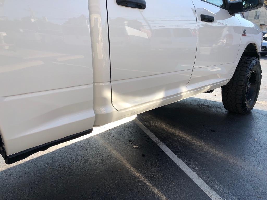 2023 RAM 2500 photo 16 of 41