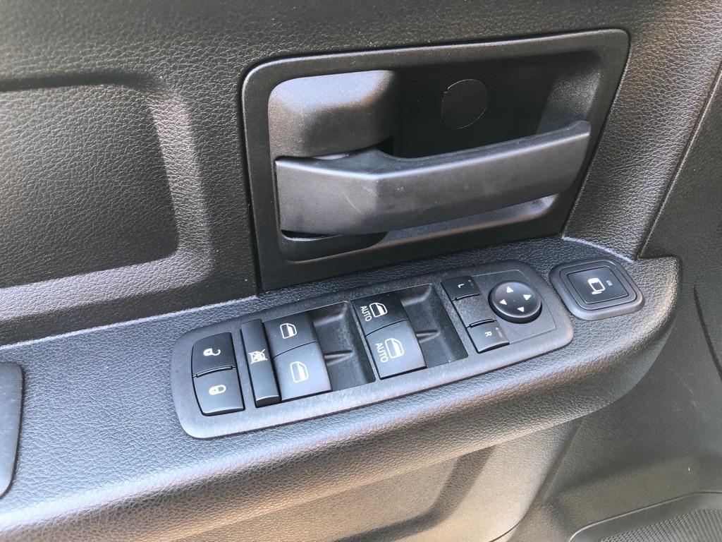 2023 RAM 2500 photo 20 of 41