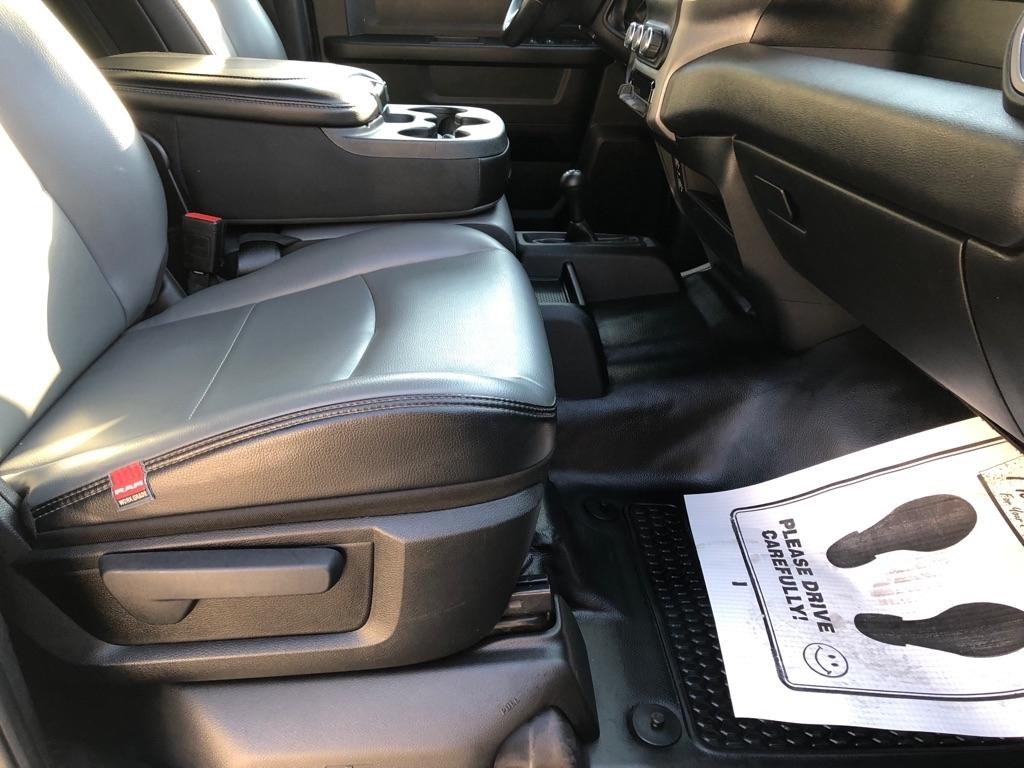 2023 RAM 2500 photo 25 of 41