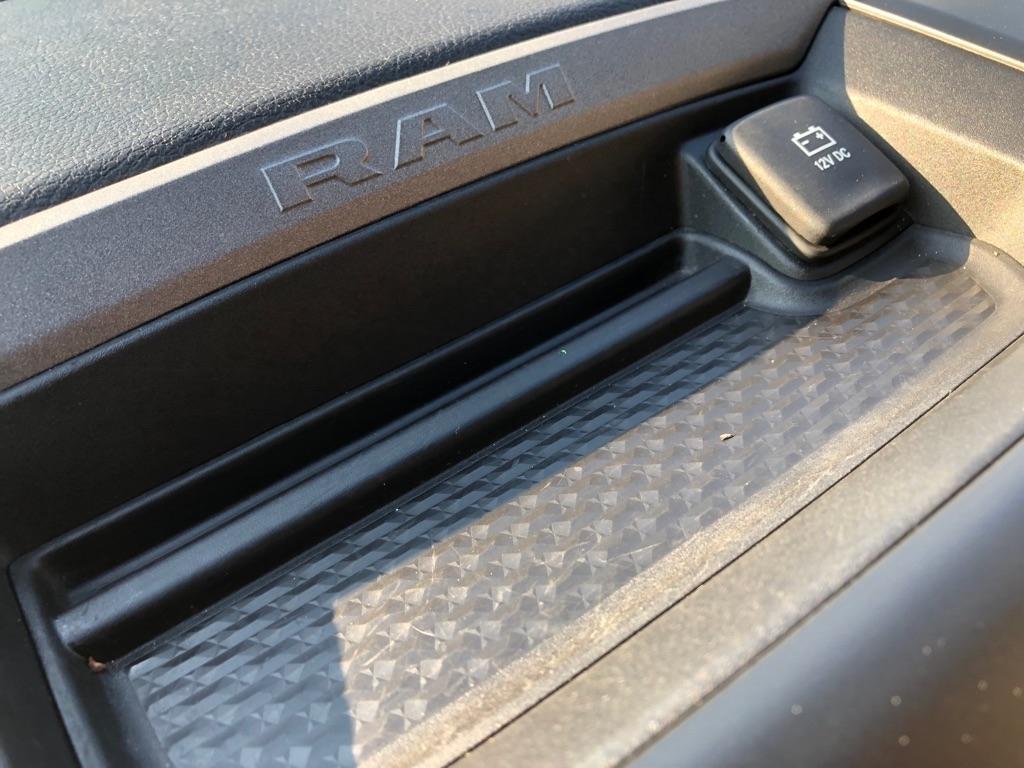 2023 RAM 2500 photo 30 of 41