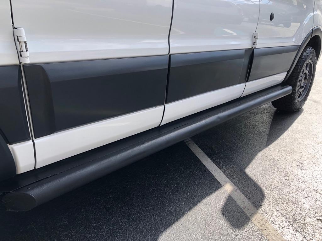 2017 Ford Transit photo 15 of 32