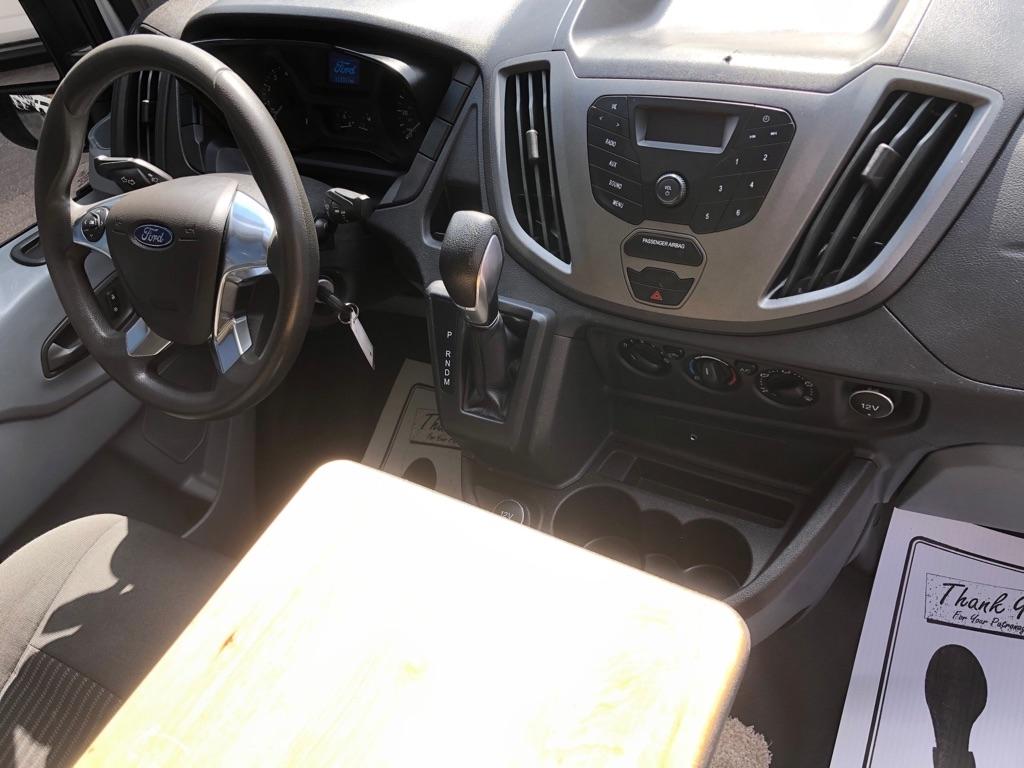 2017 Ford Transit photo 24 of 32